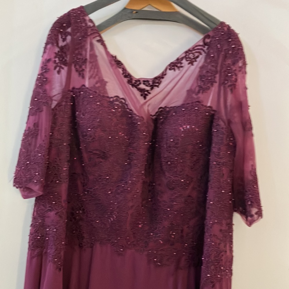 Berry Long Sleeve Dress - Picture 2 of 11